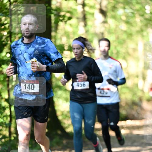 06.10.2024 - Bramfelder Halbmarathon 2024 Dr. Thomas Lammeyer http://msf.ph/oto/7337491 06.10.2024 10:21:37 Laufen 140, 456 meine-sportfotos.de