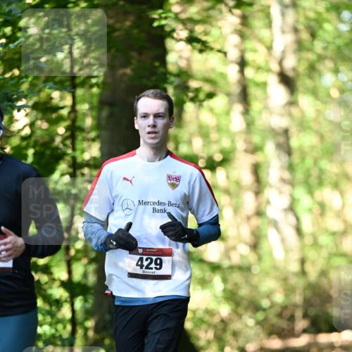 06.10.2024 - Bramfelder Halbmarathon 2024 Dr. Thomas Lammeyer http://msf.ph/oto/7337500 06.10.2024 10:21:39 Laufen 429 meine-sportfotos.de