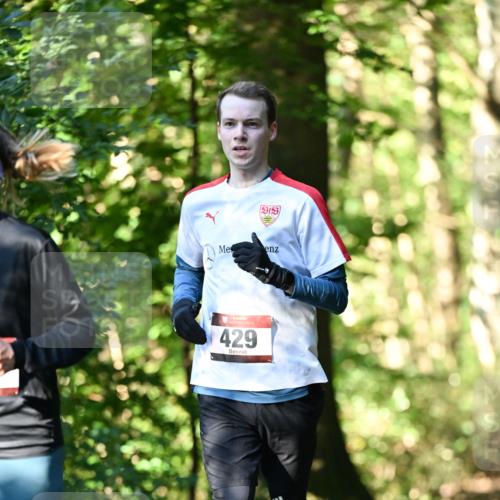 06.10.2024 - Bramfelder Halbmarathon 2024 Dr. Thomas Lammeyer http://msf.ph/oto/7337502 06.10.2024 10:21:39 Laufen 429 meine-sportfotos.de