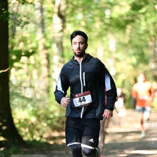 06.10.2024 - Bramfelder Halbmarathon 2024 Dr. Thomas Lammeyer http://msf.ph/oto/7337517 06.10.2024 10:21:57 Laufen 55, 44 meine-sportfotos.de