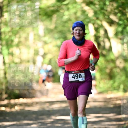 06.10.2024 - Bramfelder Halbmarathon 2024 Dr. Thomas Lammeyer http://msf.ph/oto/7337565 06.10.2024 10:22:07 Laufen 490, 108 meine-sportfotos.de