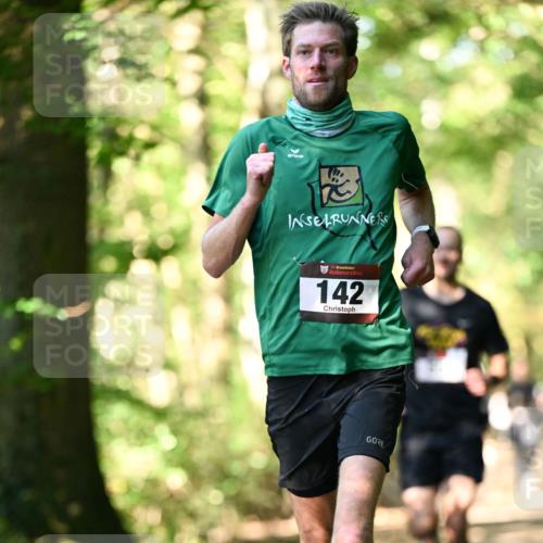 06.10.2024 - Bramfelder Halbmarathon 2024 Dr. Thomas Lammeyer http://msf.ph/oto/7337599 06.10.2024 10:22:16 Laufen 33, 142 meine-sportfotos.de
