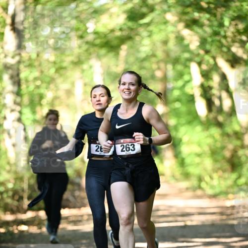 06.10.2024 - Bramfelder Halbmarathon 2024 Dr. Thomas Lammeyer http://msf.ph/oto/7337644 06.10.2024 10:22:26 Laufen 26, 263 meine-sportfotos.de
