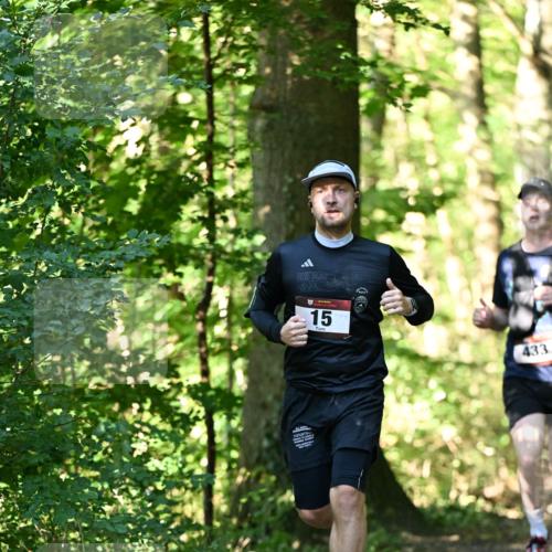 06.10.2024 - Bramfelder Halbmarathon 2024 Dr. Thomas Lammeyer http://msf.ph/oto/7337679 06.10.2024 10:22:35 Laufen 15, 433 meine-sportfotos.de