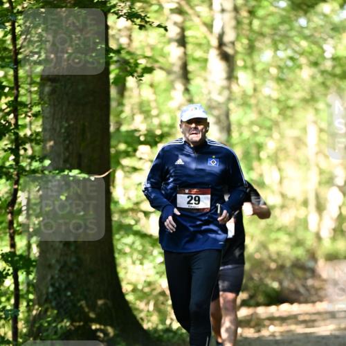 06.10.2024 - Bramfelder Halbmarathon 2024 Dr. Thomas Lammeyer http://msf.ph/oto/7337690 06.10.2024 10:22:39 Laufen 29 meine-sportfotos.de