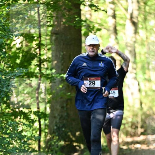 06.10.2024 - Bramfelder Halbmarathon 2024 Dr. Thomas Lammeyer http://msf.ph/oto/7337695 06.10.2024 10:22:39 Laufen 29, 45 meine-sportfotos.de