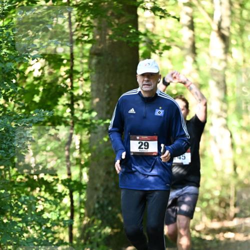 06.10.2024 - Bramfelder Halbmarathon 2024 Dr. Thomas Lammeyer http://msf.ph/oto/7337696 06.10.2024 10:22:40 Laufen 29, 45 meine-sportfotos.de