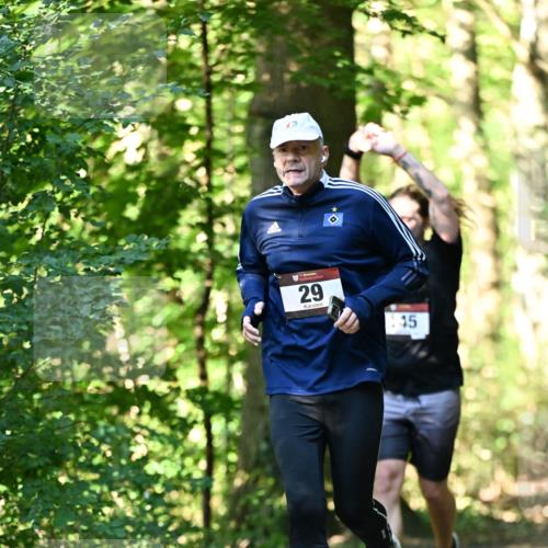 06.10.2024 - Bramfelder Halbmarathon 2024 Dr. Thomas Lammeyer http://msf.ph/oto/7337698 06.10.2024 10:22:40 Laufen 29, 45 meine-sportfotos.de