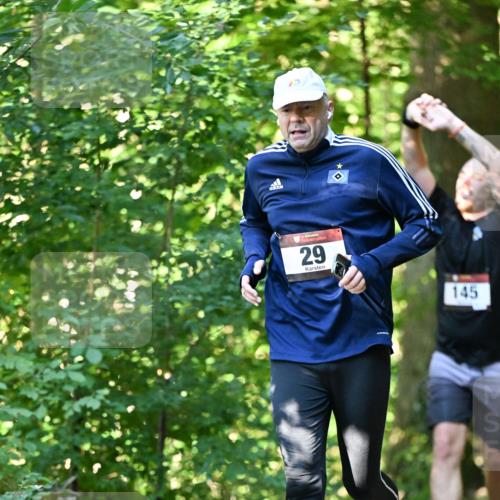06.10.2024 - Bramfelder Halbmarathon 2024 Dr. Thomas Lammeyer http://msf.ph/oto/7337703 06.10.2024 10:22:41 Laufen 29, 145 meine-sportfotos.de