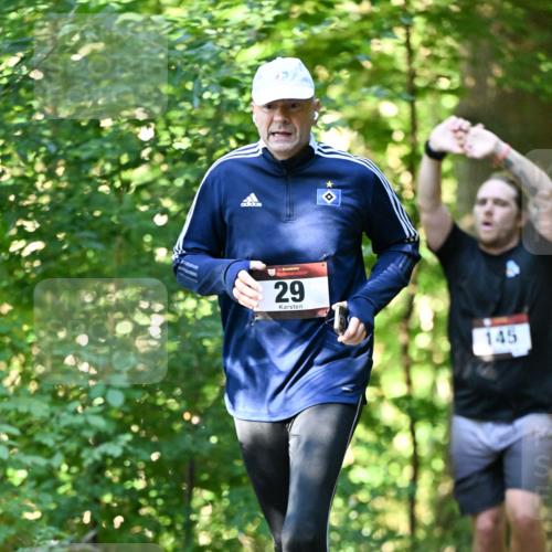 06.10.2024 - Bramfelder Halbmarathon 2024 Dr. Thomas Lammeyer http://msf.ph/oto/7337705 06.10.2024 10:22:41 Laufen 29, 145 meine-sportfotos.de