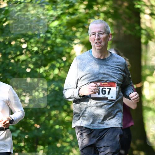 06.10.2024 - Bramfelder Halbmarathon 2024 Dr. Thomas Lammeyer http://msf.ph/oto/7337733 06.10.2024 10:22:53 Laufen 33, 167, 49 meine-sportfotos.de