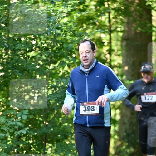 06.10.2024 - Bramfelder Halbmarathon 2024 Dr. Thomas Lammeyer http://msf.ph/oto/7337764 06.10.2024 10:23:10 Laufen 398, 122 meine-sportfotos.de