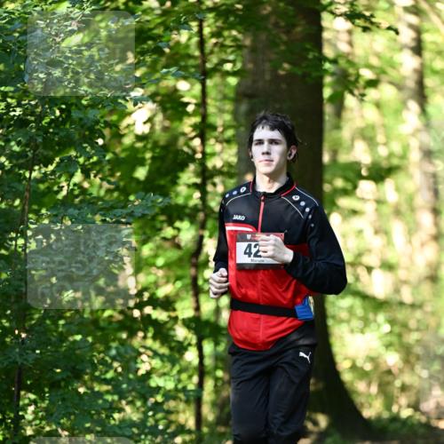 06.10.2024 - Bramfelder Halbmarathon 2024 Dr. Thomas Lammeyer http://msf.ph/oto/7337780 06.10.2024 10:23:14 Laufen 42 meine-sportfotos.de