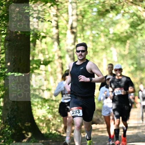 06.10.2024 - Bramfelder Halbmarathon 2024 Dr. Thomas Lammeyer http://msf.ph/oto/7337812 06.10.2024 10:23:26 Laufen 293 meine-sportfotos.de