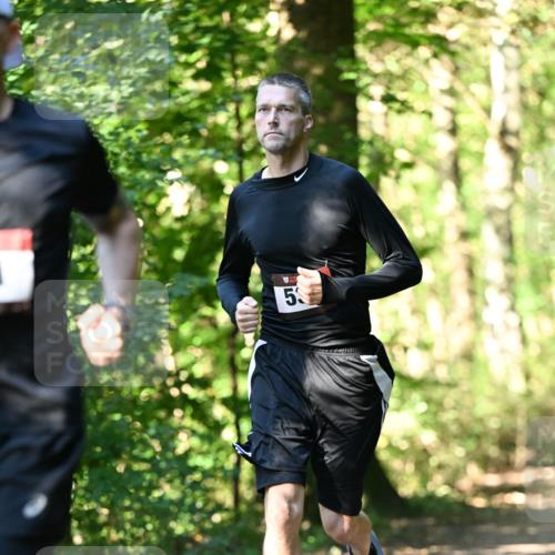 06.10.2024 - Bramfelder Halbmarathon 2024 Dr. Thomas Lammeyer http://msf.ph/oto/7337841 06.10.2024 10:23:31 Laufen 5 meine-sportfotos.de