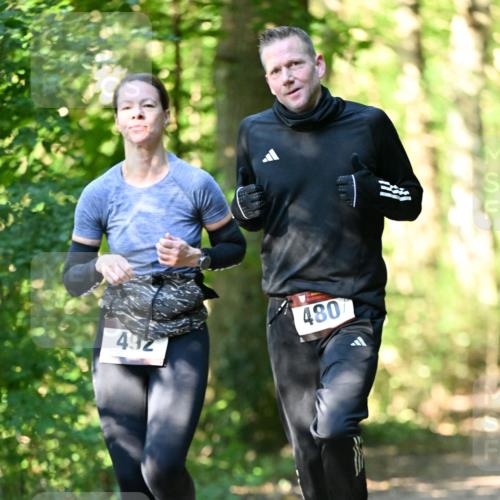06.10.2024 - Bramfelder Halbmarathon 2024 Dr. Thomas Lammeyer http://msf.ph/oto/7337871 06.10.2024 10:23:37 Laufen 492, 480 meine-sportfotos.de