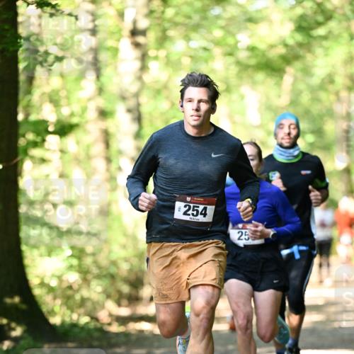 06.10.2024 - Bramfelder Halbmarathon 2024 Dr. Thomas Lammeyer http://msf.ph/oto/7337948 06.10.2024 10:24:15 Laufen 254, 25 meine-sportfotos.de
