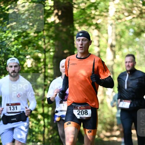 06.10.2024 - Bramfelder Halbmarathon 2024 Dr. Thomas Lammeyer http://msf.ph/oto/7337981 06.10.2024 10:24:30 Laufen 131, 208, 2 meine-sportfotos.de