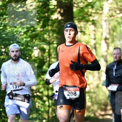 06.10.2024 - Bramfelder Halbmarathon 2024 Dr. Thomas Lammeyer http://msf.ph/oto/7337982 06.10.2024 10:24:30 Laufen 13, 208 meine-sportfotos.de