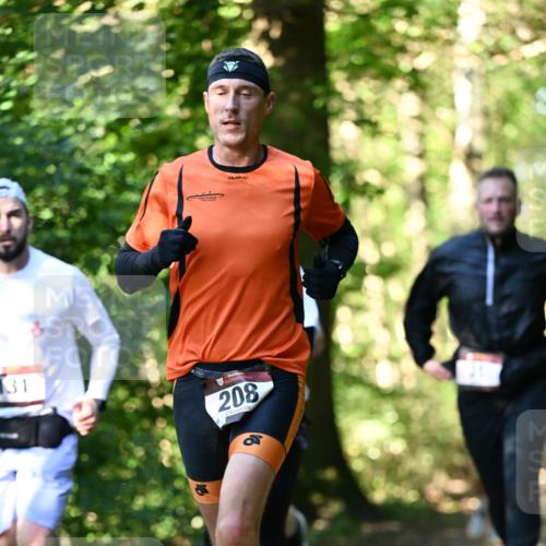 06.10.2024 - Bramfelder Halbmarathon 2024 Dr. Thomas Lammeyer http://msf.ph/oto/7337984 06.10.2024 10:24:30 Laufen 131, 208 meine-sportfotos.de