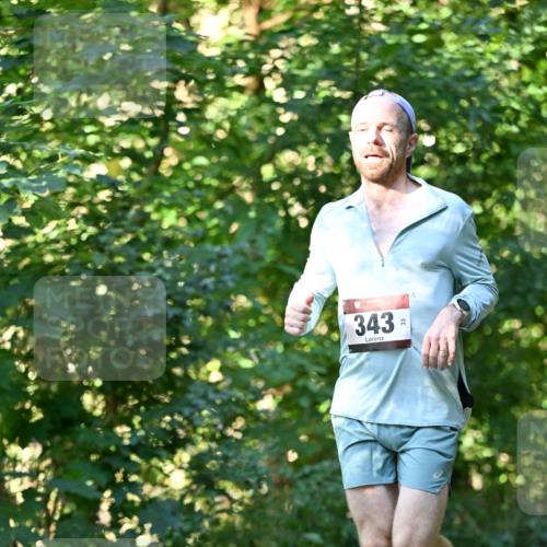 06.10.2024 - Bramfelder Halbmarathon 2024 Dr. Thomas Lammeyer http://msf.ph/oto/7338004 06.10.2024 10:24:35 Laufen 343, 33 meine-sportfotos.de