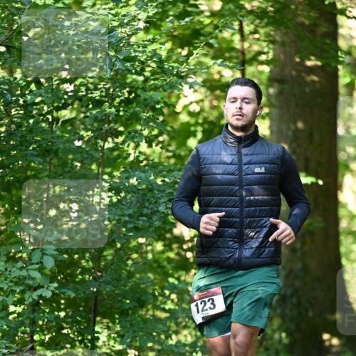 06.10.2024 - Bramfelder Halbmarathon 2024 Dr. Thomas Lammeyer http://msf.ph/oto/7338027 06.10.2024 10:24:41 Laufen 123 meine-sportfotos.de