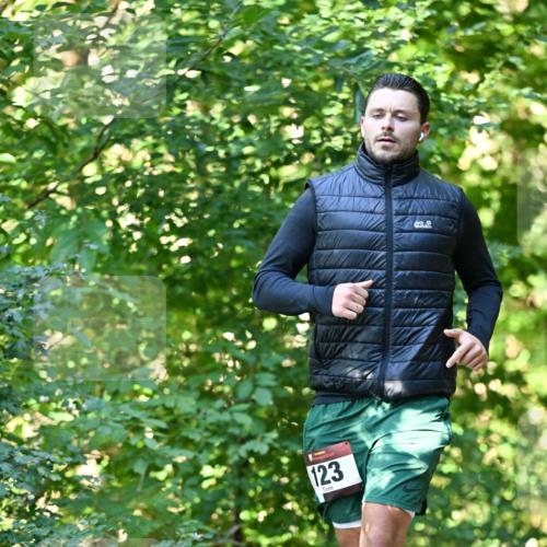 06.10.2024 - Bramfelder Halbmarathon 2024 Dr. Thomas Lammeyer http://msf.ph/oto/7338032 06.10.2024 10:24:42 Laufen 123 meine-sportfotos.de