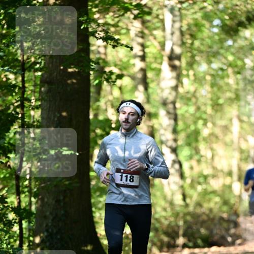 06.10.2024 - Bramfelder Halbmarathon 2024 Dr. Thomas Lammeyer http://msf.ph/oto/7338037 06.10.2024 10:24:44 Laufen 118 meine-sportfotos.de