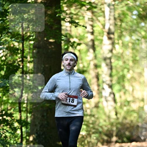 06.10.2024 - Bramfelder Halbmarathon 2024 Dr. Thomas Lammeyer http://msf.ph/oto/7338040 06.10.2024 10:24:45 Laufen 18 meine-sportfotos.de