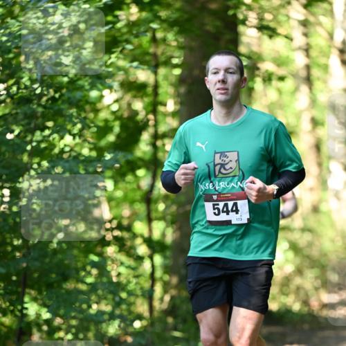 06.10.2024 - Bramfelder Halbmarathon 2024 Dr. Thomas Lammeyer http://msf.ph/oto/7338131 06.10.2024 10:25:06 Laufen 544, 173 meine-sportfotos.de