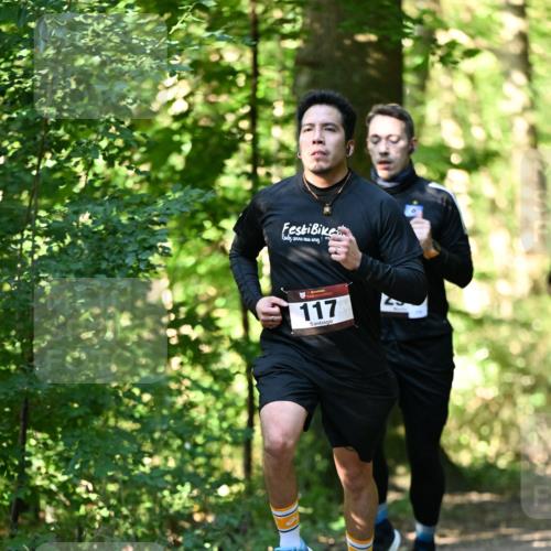 06.10.2024 - Bramfelder Halbmarathon 2024 Dr. Thomas Lammeyer http://msf.ph/oto/7338183 06.10.2024 10:25:45 Laufen 117 meine-sportfotos.de