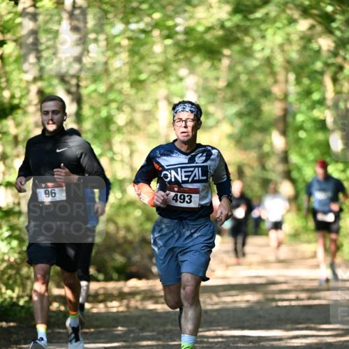 06.10.2024 - Bramfelder Halbmarathon 2024 Dr. Thomas Lammeyer http://msf.ph/oto/7338216 06.10.2024 10:25:58 Laufen 96, 493 meine-sportfotos.de