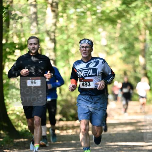 06.10.2024 - Bramfelder Halbmarathon 2024 Dr. Thomas Lammeyer http://msf.ph/oto/7338219 06.10.2024 10:25:58 Laufen 96, 493 meine-sportfotos.de