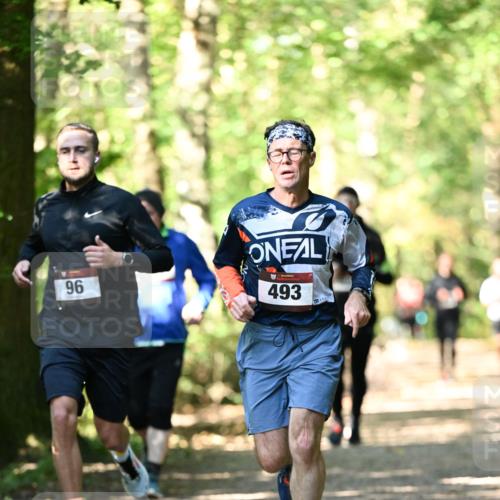 06.10.2024 - Bramfelder Halbmarathon 2024 Dr. Thomas Lammeyer http://msf.ph/oto/7338222 06.10.2024 10:25:58 Laufen 96, 493 meine-sportfotos.de