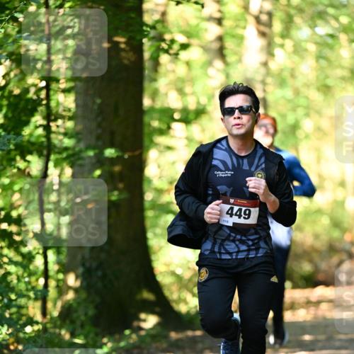 06.10.2024 - Bramfelder Halbmarathon 2024 Dr. Thomas Lammeyer http://msf.ph/oto/7338346 06.10.2024 10:26:30 Laufen 449, 115 meine-sportfotos.de
