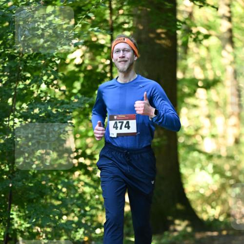 06.10.2024 - Bramfelder Halbmarathon 2024 Dr. Thomas Lammeyer http://msf.ph/oto/7338359 06.10.2024 10:26:32 Laufen 474, 178 meine-sportfotos.de