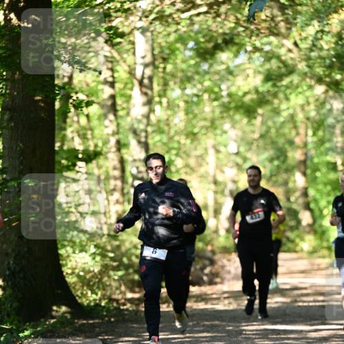 06.10.2024 - Bramfelder Halbmarathon 2024 Dr. Thomas Lammeyer http://msf.ph/oto/7338380 06.10.2024 10:26:43 Laufen 432 meine-sportfotos.de