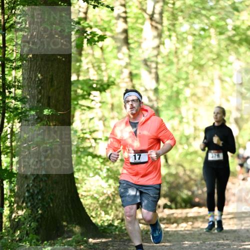 06.10.2024 - Bramfelder Halbmarathon 2024 Dr. Thomas Lammeyer http://msf.ph/oto/7338460 06.10.2024 10:27:07 Laufen 17 meine-sportfotos.de