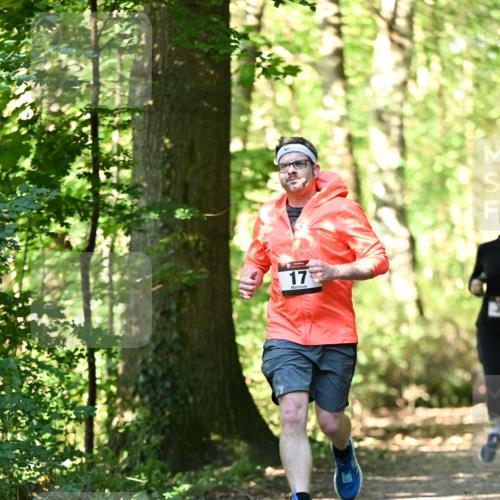06.10.2024 - Bramfelder Halbmarathon 2024 Dr. Thomas Lammeyer http://msf.ph/oto/7338465 06.10.2024 10:27:08 Laufen 17 meine-sportfotos.de