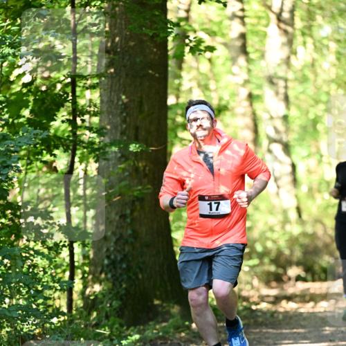 06.10.2024 - Bramfelder Halbmarathon 2024 Dr. Thomas Lammeyer http://msf.ph/oto/7338466 06.10.2024 10:27:08 Laufen 17 meine-sportfotos.de