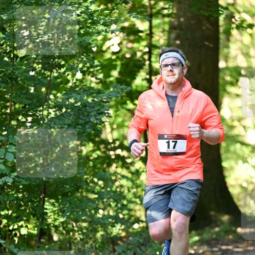 06.10.2024 - Bramfelder Halbmarathon 2024 Dr. Thomas Lammeyer http://msf.ph/oto/7338474 06.10.2024 10:27:09 Laufen 33, 17 meine-sportfotos.de