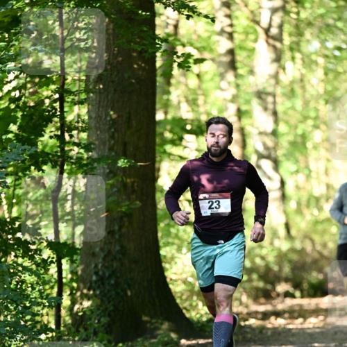 06.10.2024 - Bramfelder Halbmarathon 2024 Dr. Thomas Lammeyer http://msf.ph/oto/7338504 06.10.2024 10:27:19 Laufen 23 meine-sportfotos.de