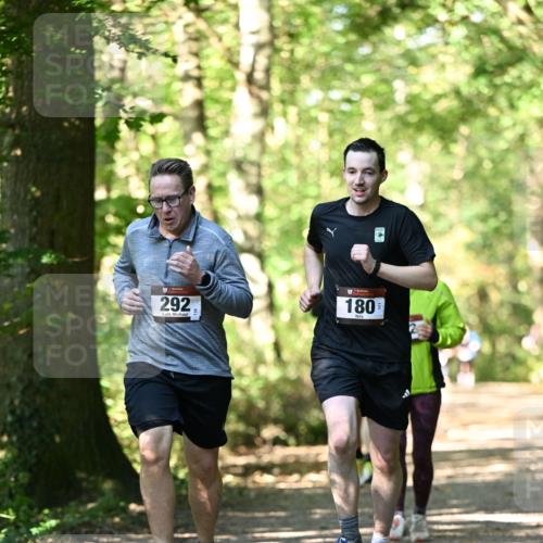 06.10.2024 - Bramfelder Halbmarathon 2024 Dr. Thomas Lammeyer http://msf.ph/oto/7338523 06.10.2024 10:27:22 Laufen 292, 180 meine-sportfotos.de