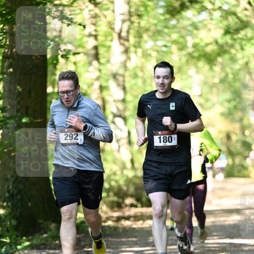 06.10.2024 - Bramfelder Halbmarathon 2024 Dr. Thomas Lammeyer http://msf.ph/oto/7338524 06.10.2024 10:27:22 Laufen 292, 180 meine-sportfotos.de