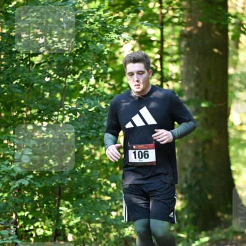 06.10.2024 - Bramfelder Halbmarathon 2024 Dr. Thomas Lammeyer http://msf.ph/oto/7338607 06.10.2024 10:27:55 Laufen 106 meine-sportfotos.de