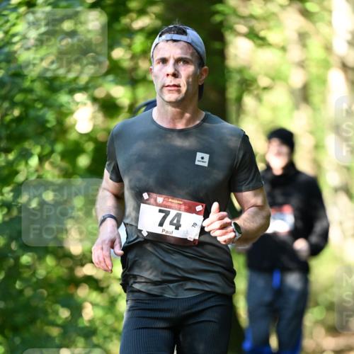 06.10.2024 - Bramfelder Halbmarathon 2024 Dr. Thomas Lammeyer http://msf.ph/oto/7338665 06.10.2024 10:28:16 Laufen 33, 74, 70 meine-sportfotos.de