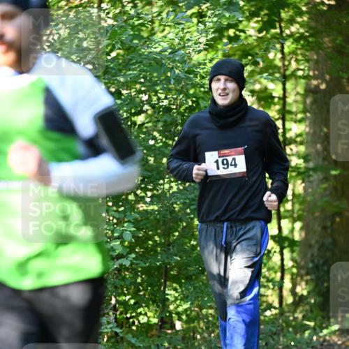 06.10.2024 - Bramfelder Halbmarathon 2024 Dr. Thomas Lammeyer http://msf.ph/oto/7338670 06.10.2024 10:28:18 Laufen 194 meine-sportfotos.de