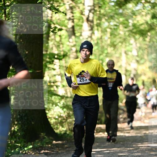 06.10.2024 - Bramfelder Halbmarathon 2024 Dr. Thomas Lammeyer http://msf.ph/oto/7338739 06.10.2024 10:28:34 Laufen 257 meine-sportfotos.de
