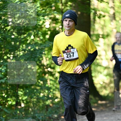 06.10.2024 - Bramfelder Halbmarathon 2024 Dr. Thomas Lammeyer http://msf.ph/oto/7338752 06.10.2024 10:28:35 Laufen 257 meine-sportfotos.de
