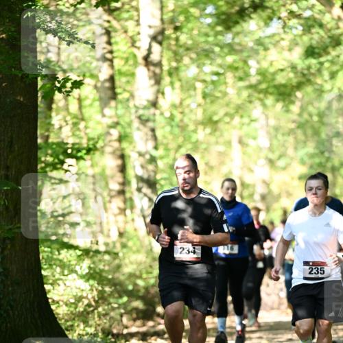 06.10.2024 - Bramfelder Halbmarathon 2024 Dr. Thomas Lammeyer http://msf.ph/oto/7338905 06.10.2024 10:29:21 Laufen 234, 235 meine-sportfotos.de